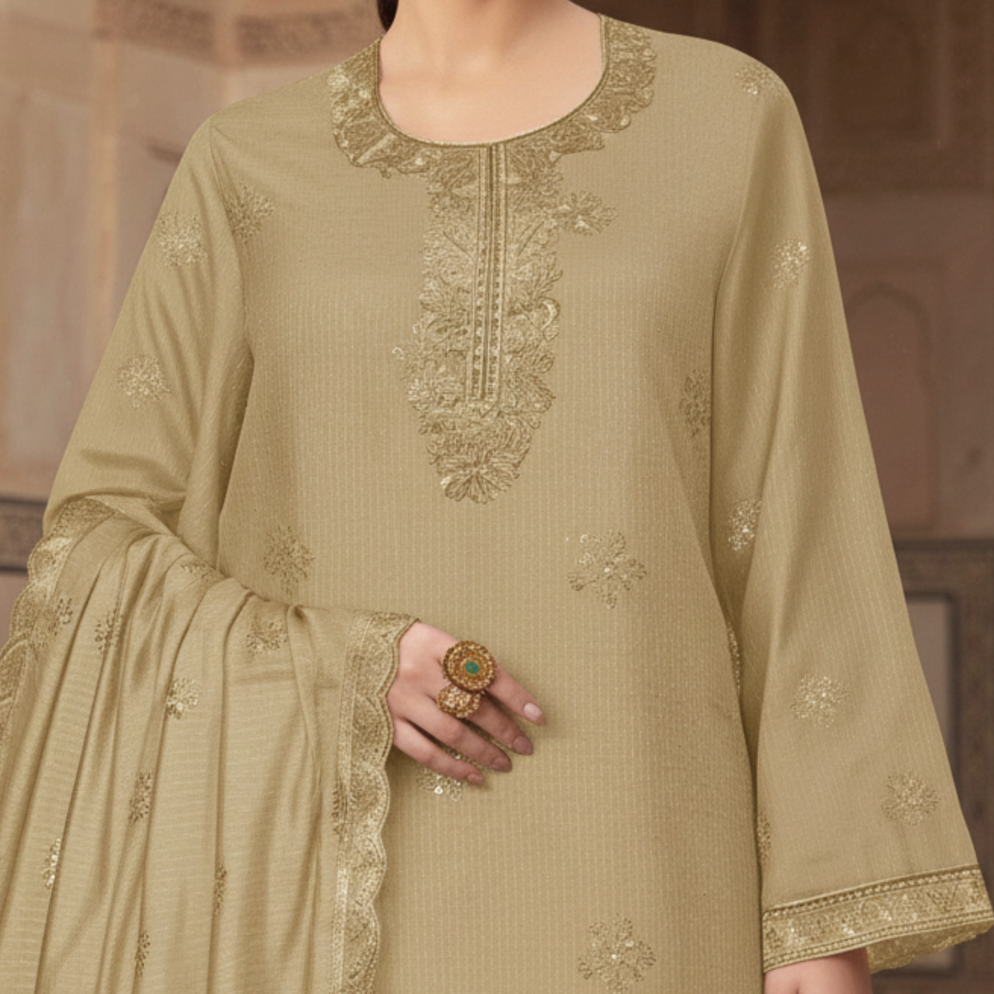 Dhanak Collection ST-713 (Gold)
